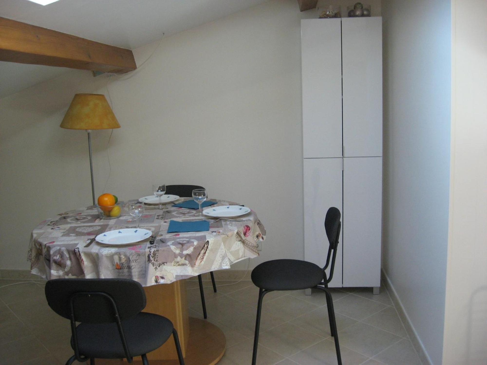 T 2 Avec Velux Sous Les Combes De 34 M2 Daire La Londe-les-Maures Dış mekan fotoğraf